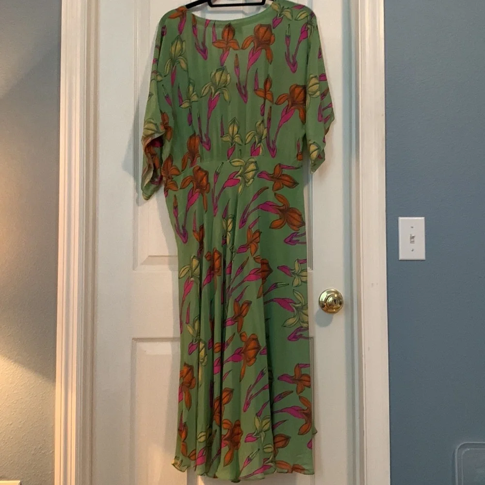 Gorgeous Green, Orange, and Pink Dress - Picture 5 of 8